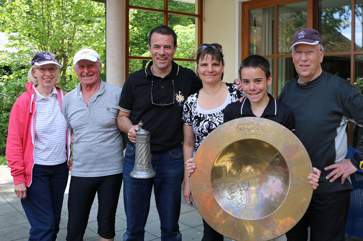 Ammersee-Pokal 2015: SCP holt Mannschaftspreis und Yougsterschüssel. Bild: Dr. Volker Göbner Pressebüro Schreib.W.U.T.