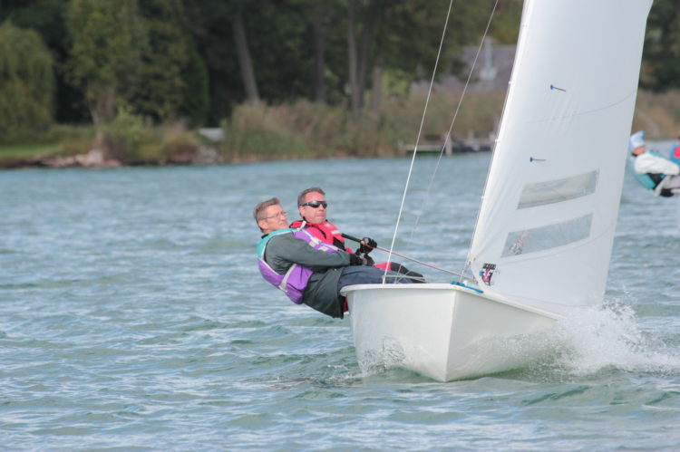 Amir Malki und Jörg Frese gewinnen die Oktoberfestregatta am Pilsensee