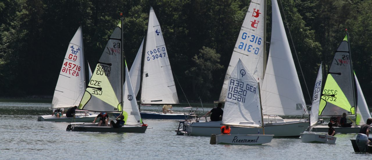 Gemeinsames Jugend-Training mit Club-Regatta Gemeinsames Jugend-Training mit Club-Regatta